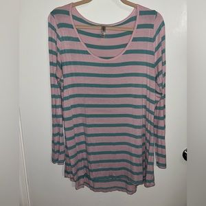 Lularoe Lynnae pink with teal stripe long sleeve shirt